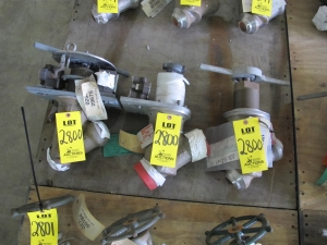 LOT (3) TO INCLUDE: (1) VALVE, GLOBE TYPE, 2" SIZE, 1513 LB, 2485 LB/650 DEGREE F RATING, 316 SS MATERIAL, BUTT WELD CONNECTIONS, SA182 SPECIFICATION, SCREWED YOKE, Y-BODY STYLE, (SEE BELOW) TRIM, PACKING SOFTGOODS. HARD FACED SEAT AND DISC, CARBON STL A105 YOKE, METAL DIAPHRAGM TRIM. SCH 160 CONSTRUCTION. PART # SC-D-9909-BW16 , (2) VALVE, GLOBE TYPE, 2" SIZE, 600 LB, 1030 LB/650 DEGREE F RATING, 316 SS MATERIAL, BUTT WELD CONNECTIONS, SA182 SPECIFICATION, ANGLED STYLE, HARD FACED DISC, INCONEL DIAPHRAGM TRIM, PACKING SOFTGOODS, T-HANDLE OPERATOR. WITH LIMIT SWITCH AND LOCKING DEVICE (W-51) LOADING & HANDLING FEE $15-